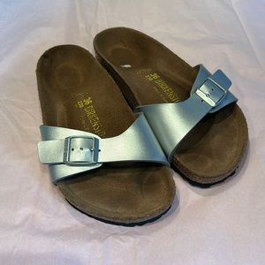 LIKE NEW BIRKENSTOCK silver slip ons size 36
